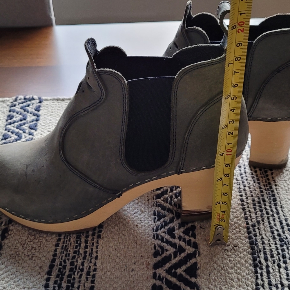 Sz 38 Gray Hasbeen Toffel Leather Boots